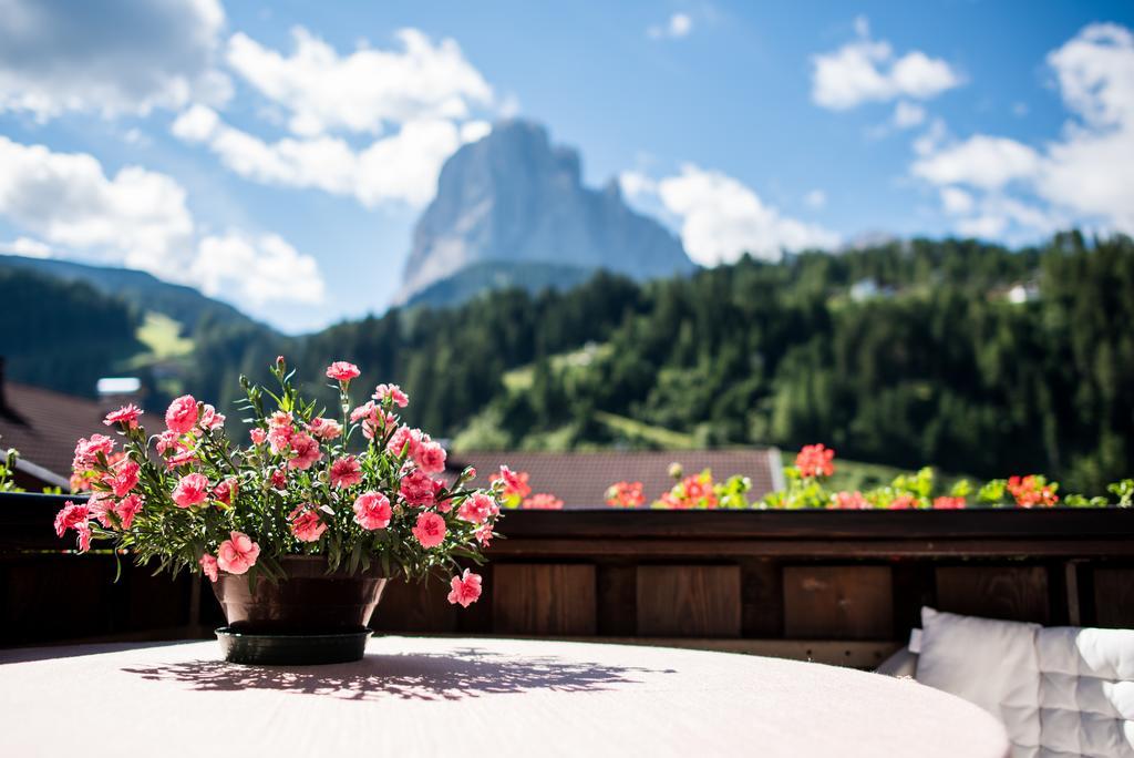 Garni Le Chalet Santa Cristina Val Gardena Luaran gambar
